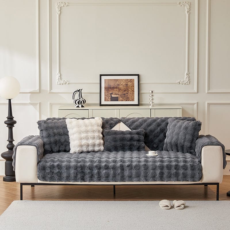 EasyCover-Sofabezug aus wattiertem Kunstfell, Grau Noppen, auf einem Sofa