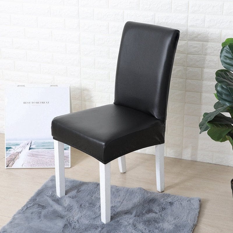 Stuhlhusse aus Kunstleder, Schwarz Onyx, auf einem Stuhl
